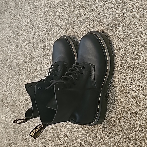 Dr Martens Black 1460 Women's Virginia Leather Boots Size Womens 7 - Picture 1 of 7